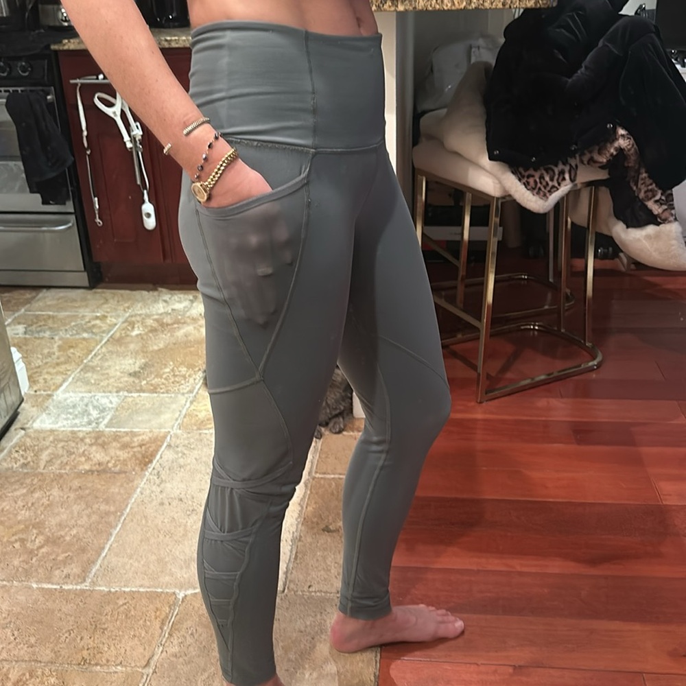 Workout pants victoria secret green size medium